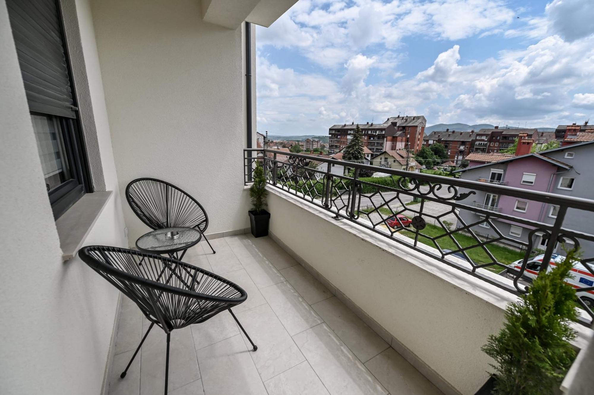 Апартаменты Porto Lux Аранделовац Экстерьер фото
